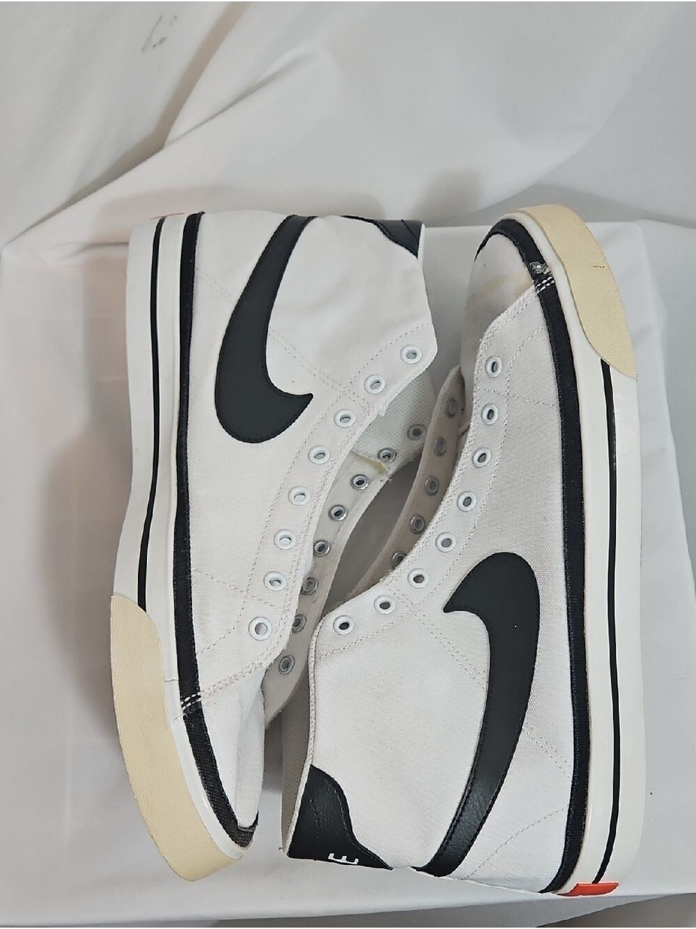 Women’s Nike Court Legacy Mid Canvas Sneakers White Black Size 13 Used Pre-loved - Picture 6 of 17